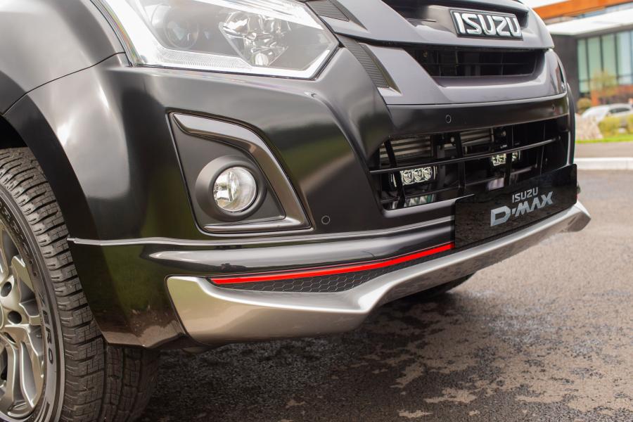 Детали экстерьера Isuzu D-Max Blade+ Double Cab 2019 года  (UK) (фото 9 из 12)